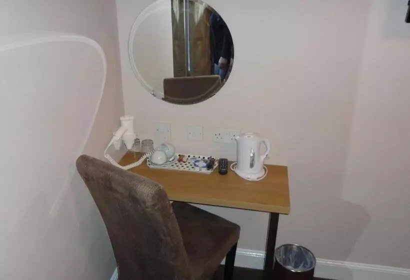 スタンダード４人部屋, Sandyford Lodge