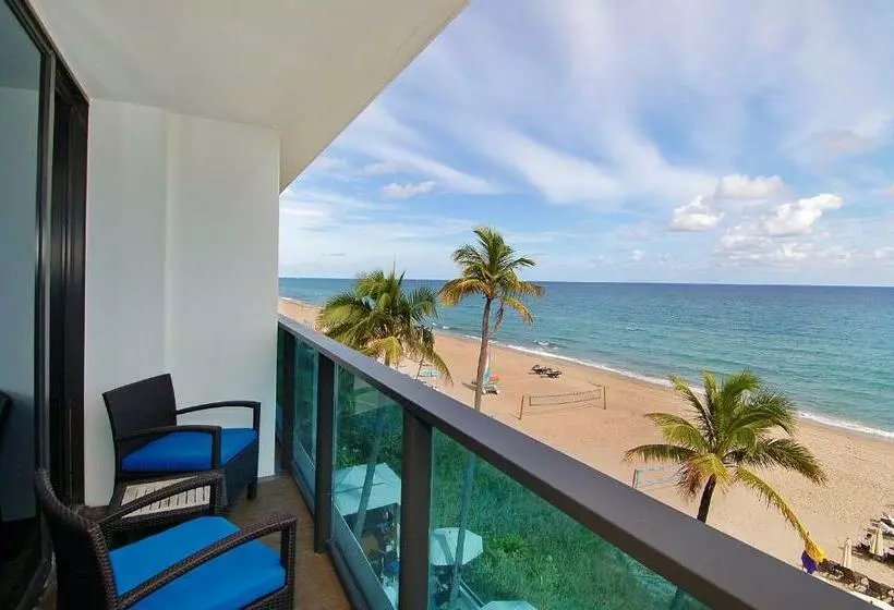 Sviitti King-vuode, Tideline Palm Beach Ocean Resort And Spa