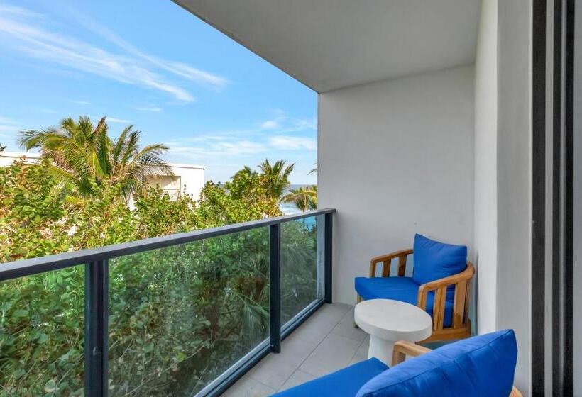 غرفة قياسية سرير كينج, Tideline Palm Beach Ocean Resort And Spa