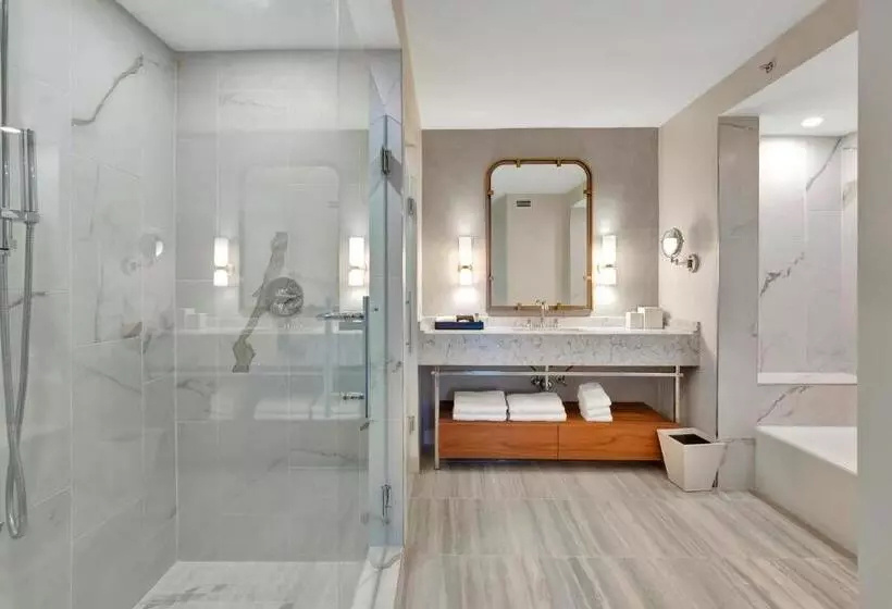 Sviitti King-vuode, Tideline Palm Beach Ocean Resort And Spa