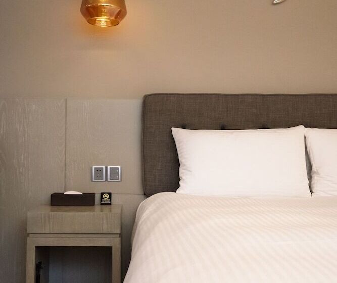 اتاق استاندارد, Hub Hotel Kaohsiung Yawan Branch