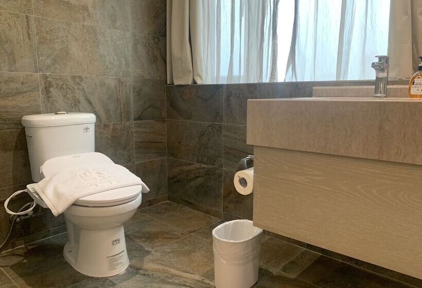 اتاق استاندارد سه نفره, Hub Hotel Kaohsiung Yawan Branch