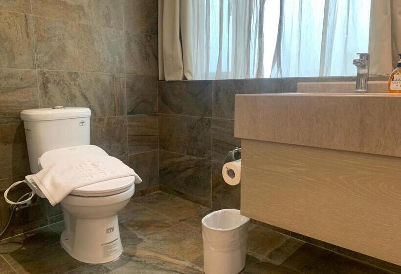 اتاق استاندارد سه نفره, Hub Hotel Kaohsiung Yawan Branch