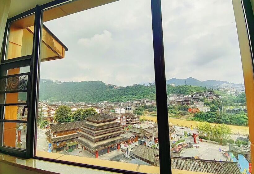 Номер Стандарт Двуспальная Кровать, Hilton Garden Inn Guizhou Maotai Town