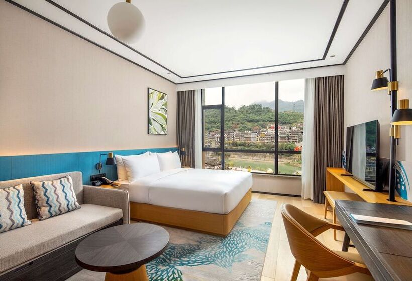 اتاق استاندارد با تخت دوبل, Hilton Garden Inn Guizhou Maotai Town