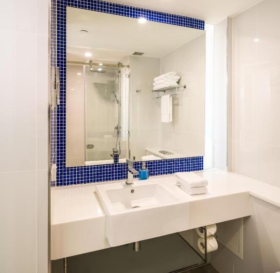 带大床的标准工作室, Carnmore Hotel Christchurch