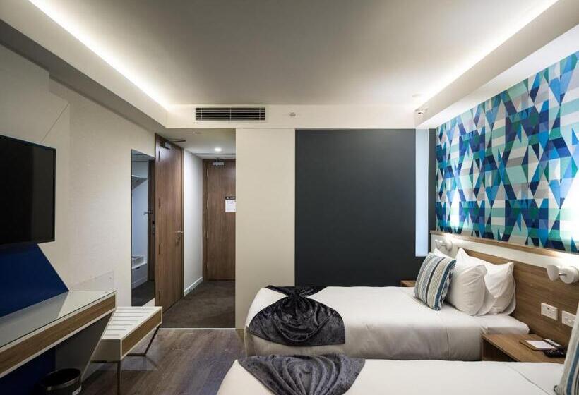 Номер Стандарт, Carnmore Hotel Christchurch