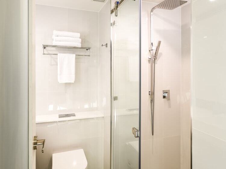 标准工作室, Carnmore Hotel Christchurch