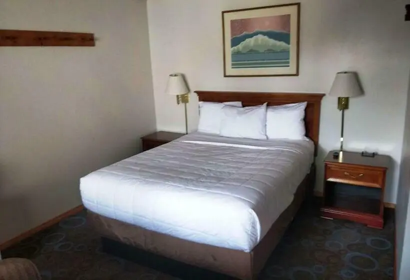 キングサイズベッドのスタンダードルーム, Ventura Grand Inn