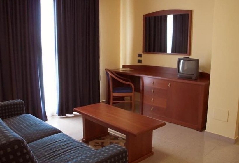 חדר סטנדרט, Apan