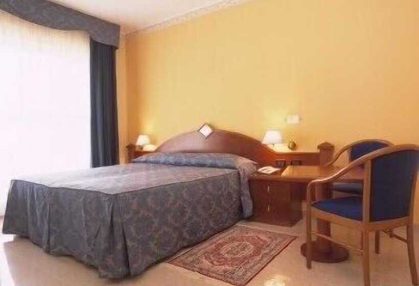 חדר סטנדרט, Apan