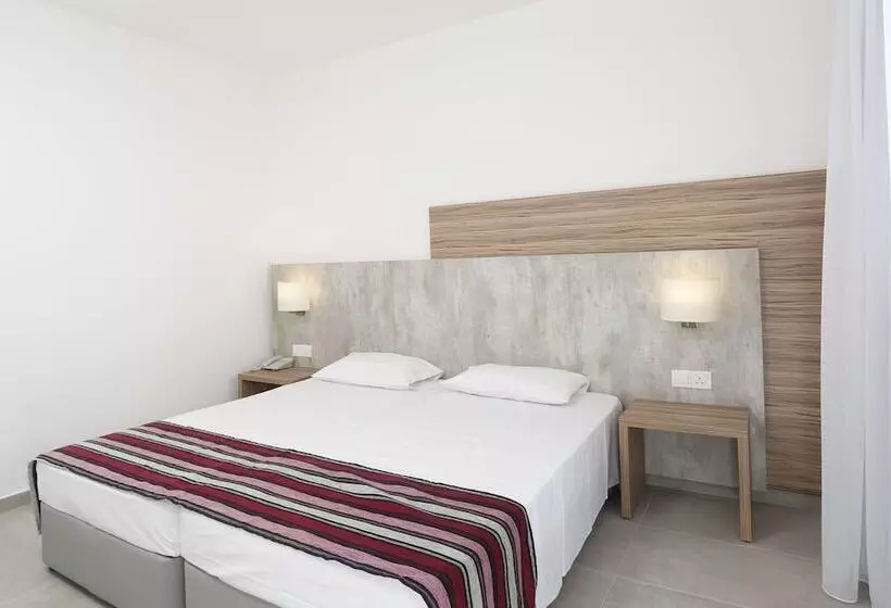 اتاق سوپریور, Kapetanios Aqua Resort