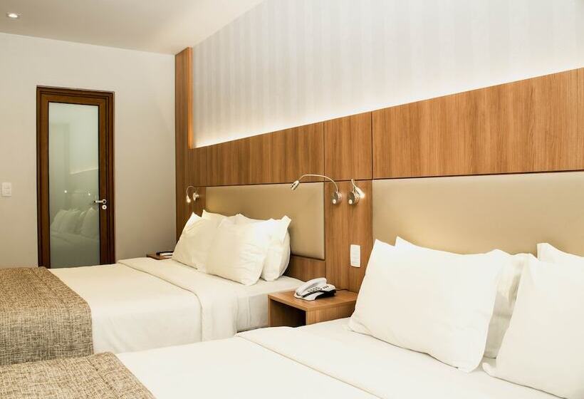 سوییت, Astoria Copacabana