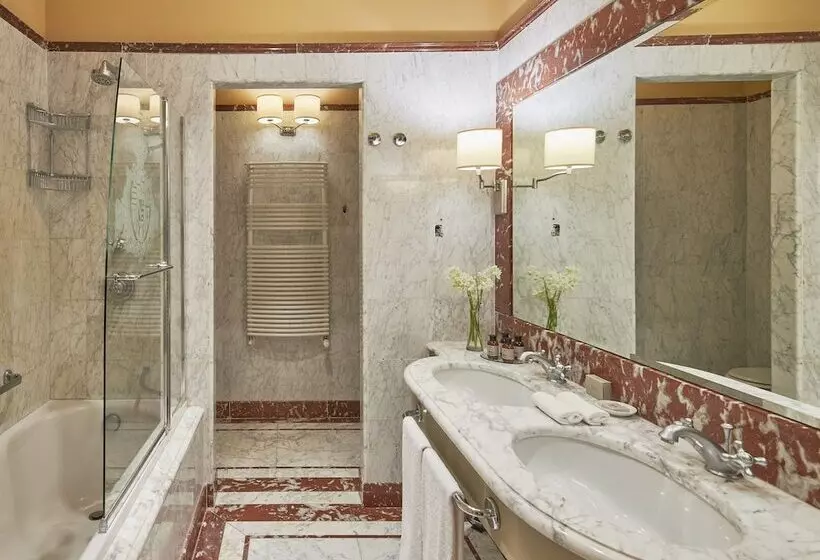 デラックスルーム, Bagni Di Pisa Palace & Thermal Spa   The Leading Hotels Of The World