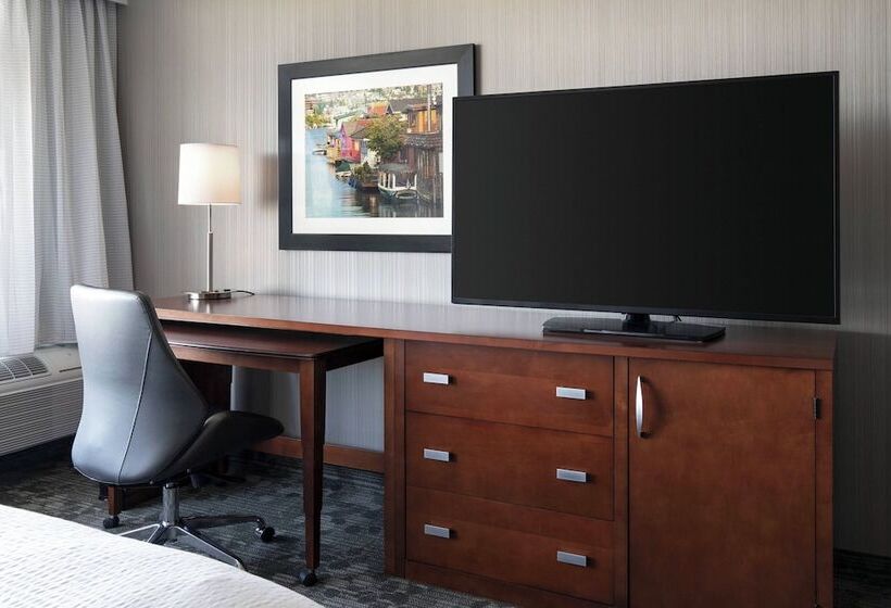 Номер Стандарт 2 Двуспальные Кровати, Courtyard Seattle Downtown/lake Union