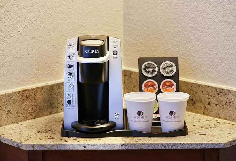 اتاق استاندارد با 2 تخت دوبل, Doubletree By Hilton Raleigh Crabtree Valley