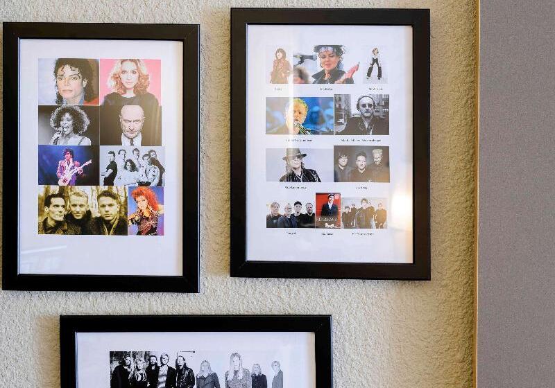 Люкс, Doubletree Suites By Hilton At The Battery Atlanta