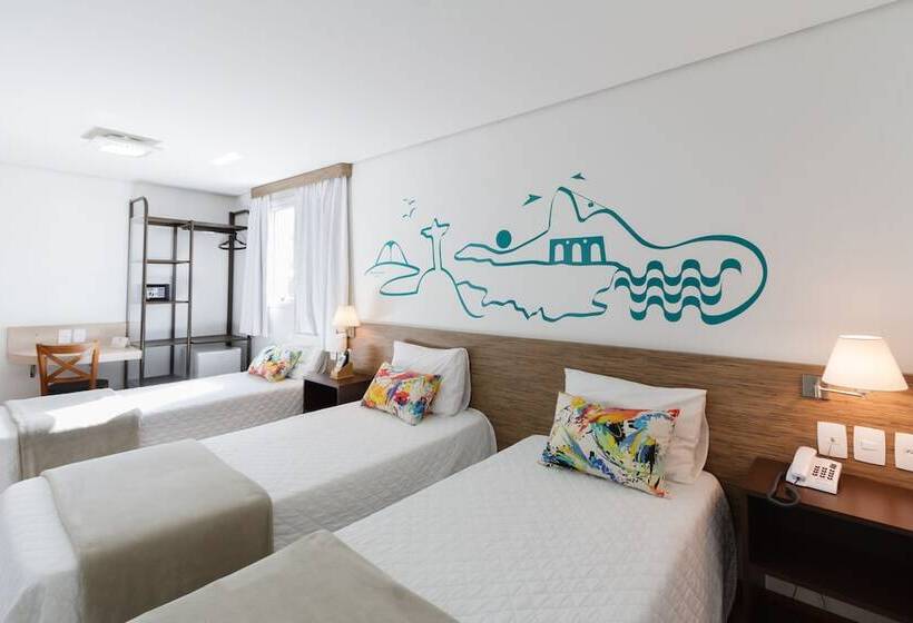 חדר סטנדרט לשלושה, Garibaldi Business