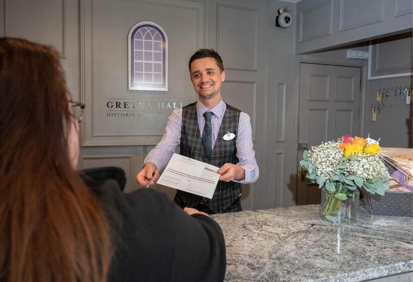 标准单人间, Gretna Hall