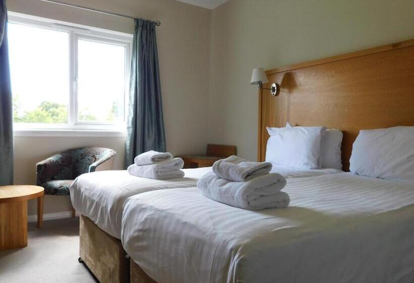 基本间, Gretna Hall