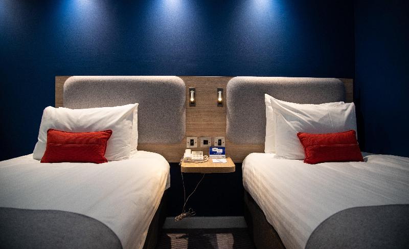 Номер Стандарт, Holiday Inn Express London Stansted Airport, An Ihg