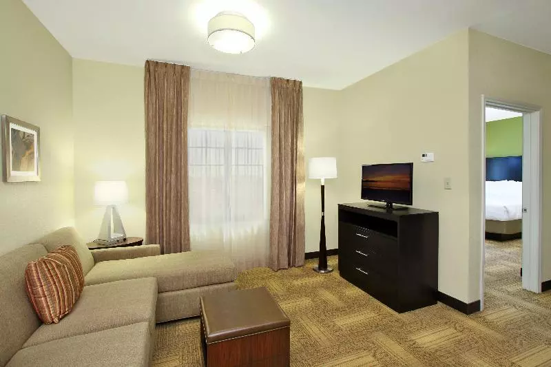 身障者適用スタンダードルーム, Holiday Inn Express London Stansted Airport, An Ihg