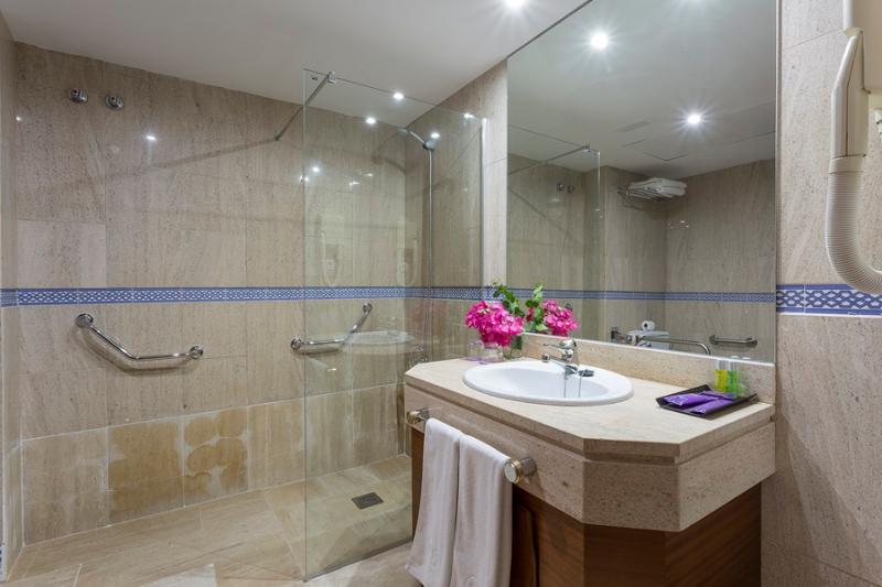 اتاق استاندارد, Holiday Inn Express London Stansted Airport, An Ihg