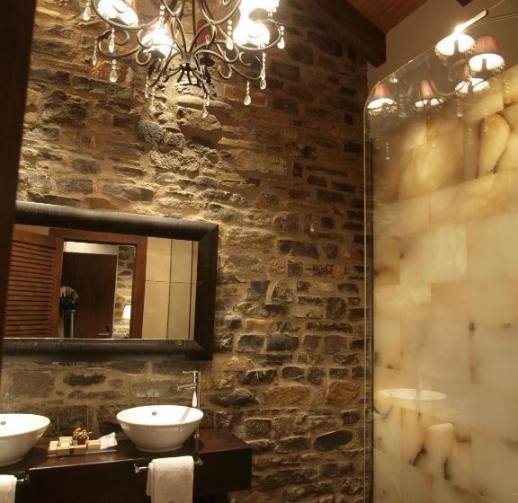 标准间, Los Siete Reyes