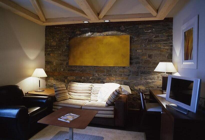 标准间, Los Siete Reyes