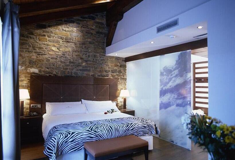 标准间, Los Siete Reyes