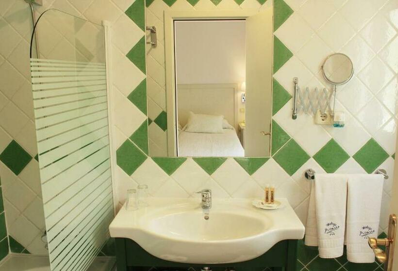 اتاق استاندارد, Malaga Picasso