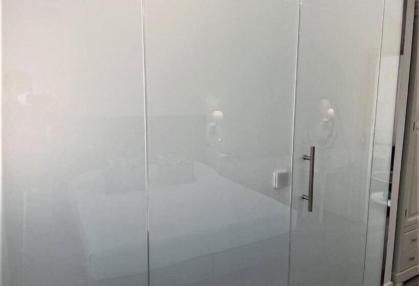 سوییت جونیور, Malaga Picasso