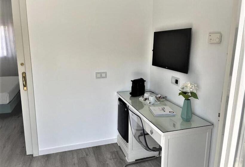 سوییت جونیور, Malaga Picasso