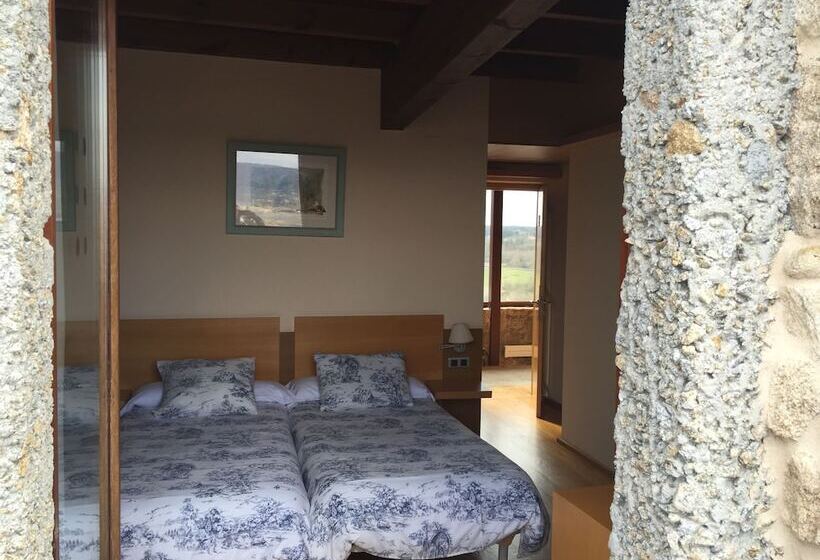 غرفة قياسية مزوَّدة بشُرفة, Monumento Castelo De Maceda