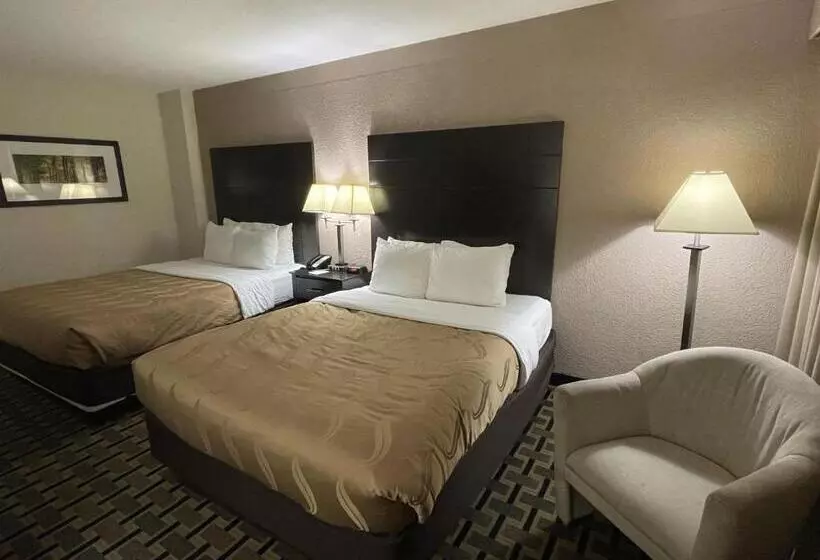 スタンダードルーム, Quality Inn & Suites