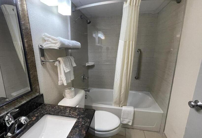 Quarto Estandar, Quality Inn & Suites