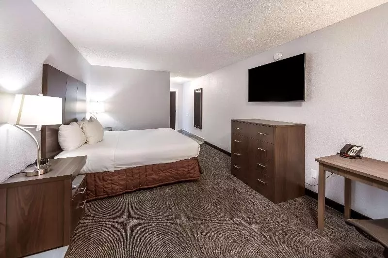 キングサイズベッドのスタンダードルーム, Red Lion Inn & Suites Grants Pass