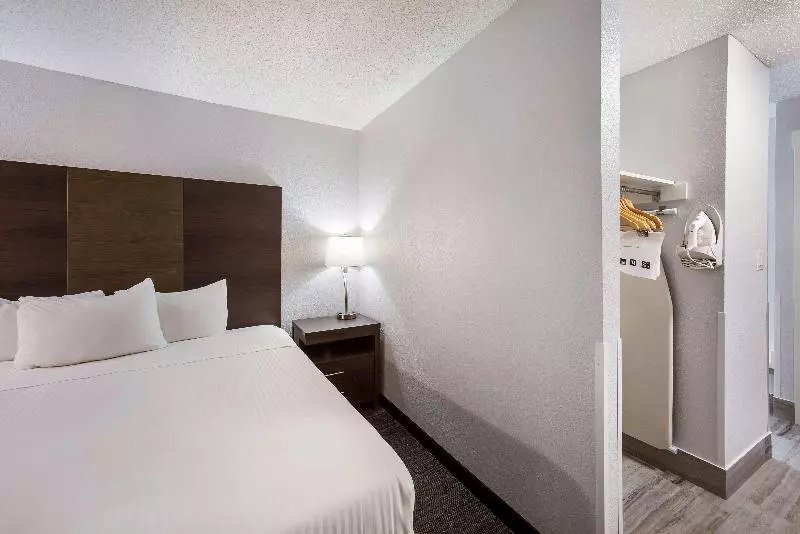 ジュニアスイート, Red Lion Inn & Suites Grants Pass