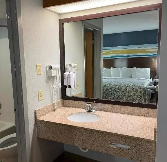 استودیو استاندارد با تخت کینگ, Red Roof Inn Amarillo West