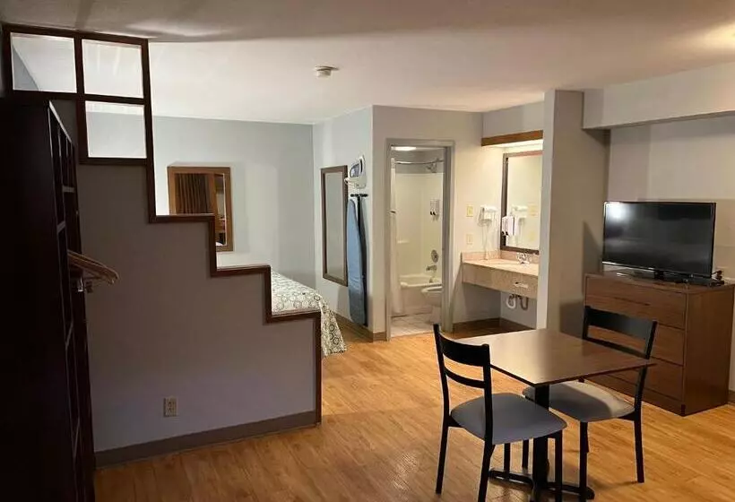 استودیو استاندارد با تخت کینگ, Red Roof Inn Amarillo West