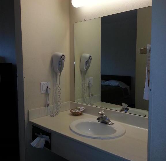 غرفة قياسية سرير كينج, Super 8 By Wyndham Page/lake Powell