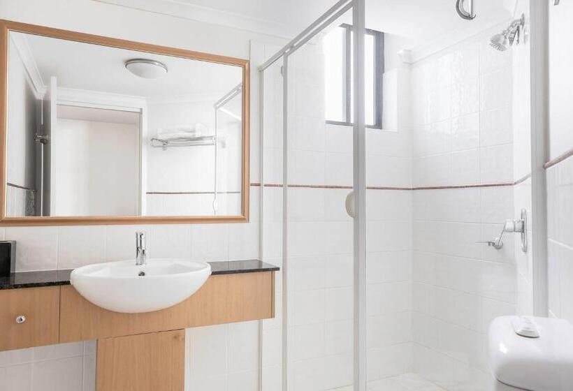 침실 2개 아파트, Mantra On Queen