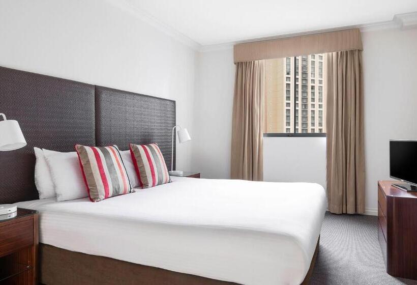 1 Bedroom Apartment River View, Mantra On Queen