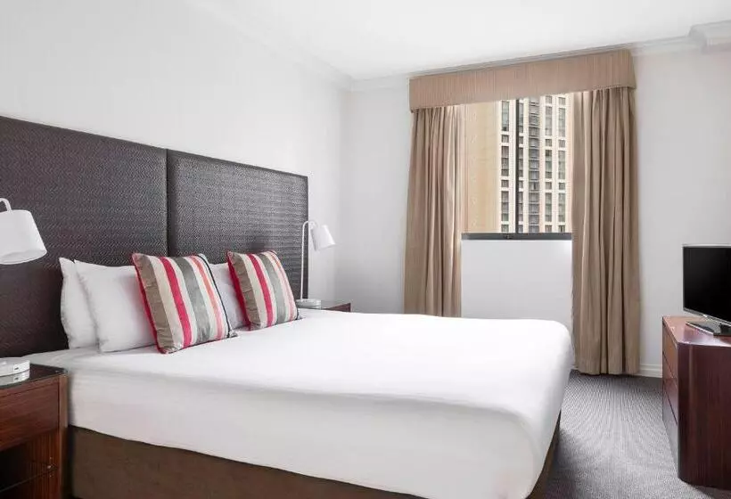 1 Bedroom Apartment River View, Mantra On Queen
