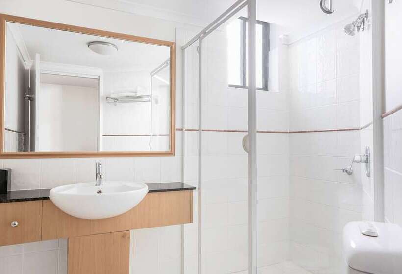 침실 2개 아파트, Mantra On Queen