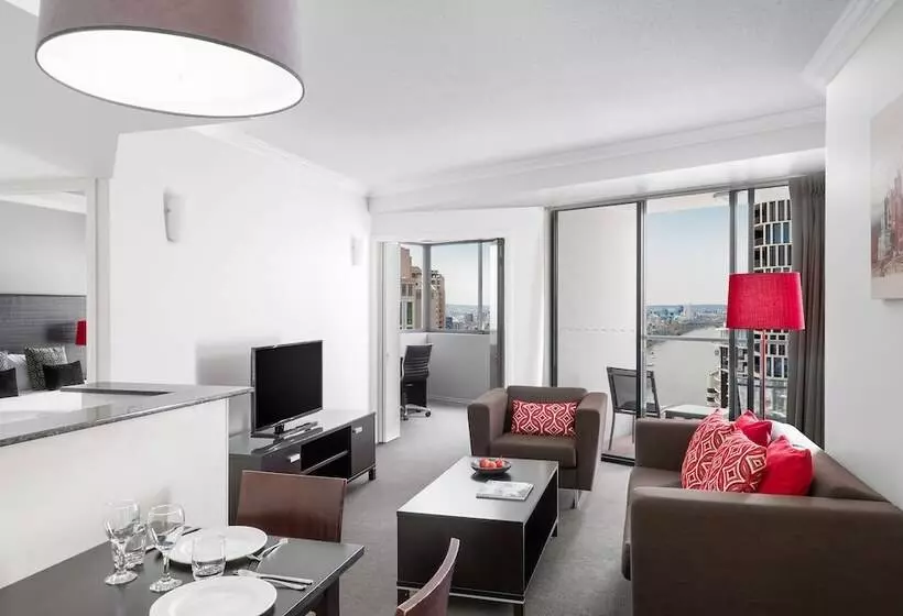 1 Bedroom Apartment River View, Mantra On Queen