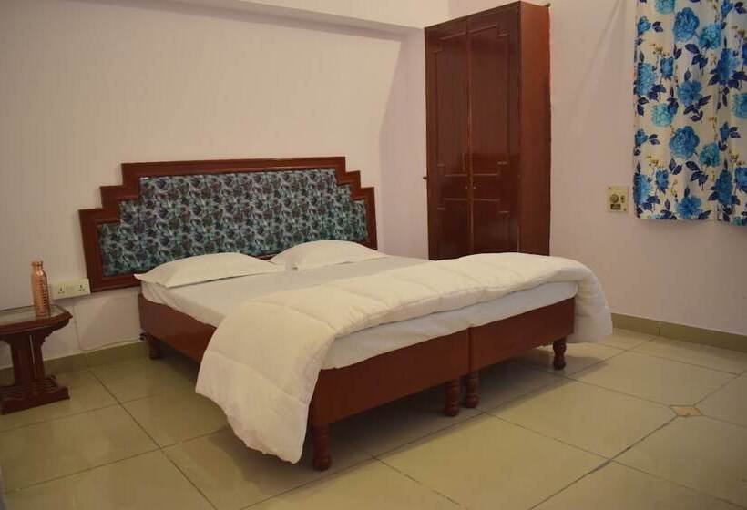 اتاق لوکس, Backpackers Villa