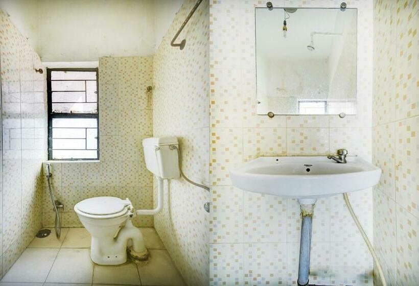 חדר אקונומי לשלושה, Spot On Hotel Jd Sons