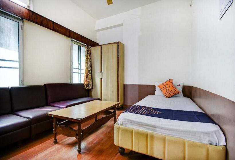 חדר אקונומי לשלושה, Spot On Hotel Jd Sons