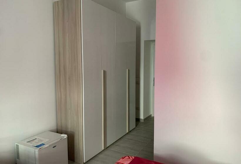 اتاق استاندارد سه نفره, Casa Sammarco